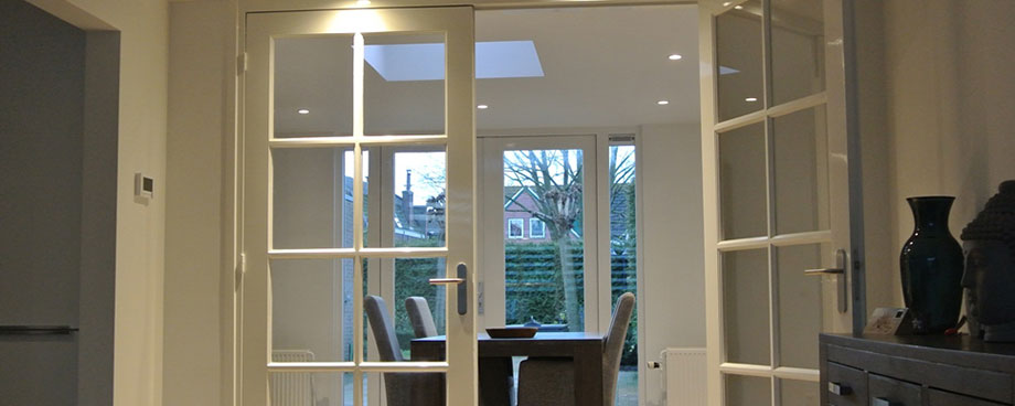 Resultaat eetkamer na stucwerk door Krooswijk  Stucadoors Raamsdonksveer